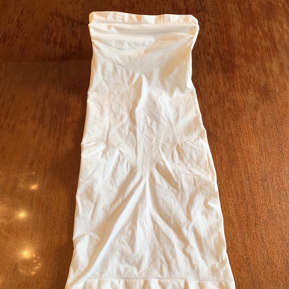 Body Wrap Slenderizer Strapless Underwire Bra Slip - Picture 5 of 8